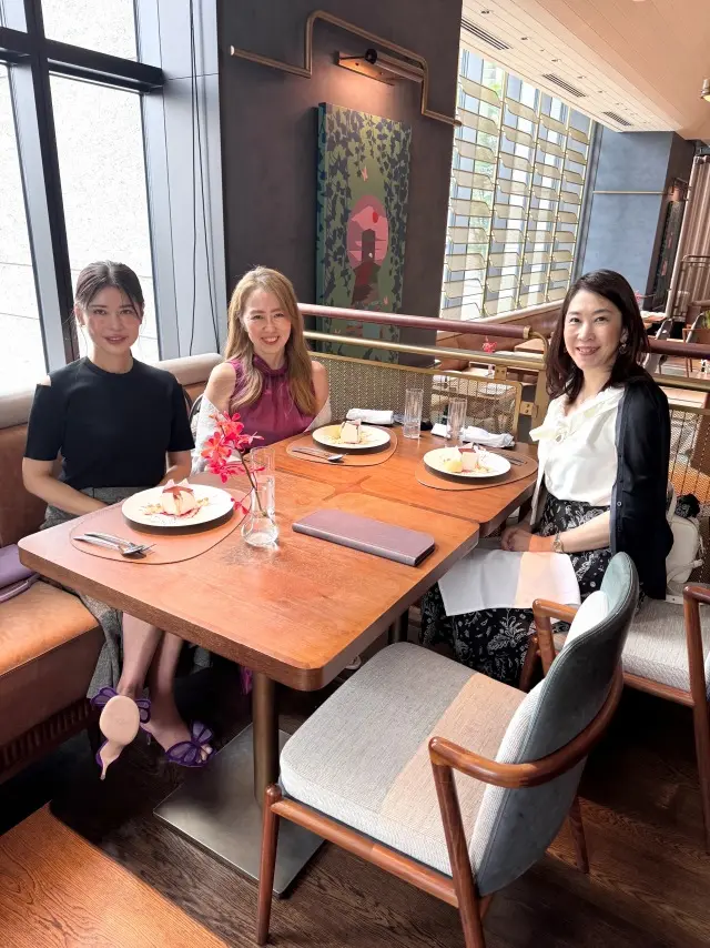 モノトーンコーデで楽しむ真夏のスタイリッの画像_10