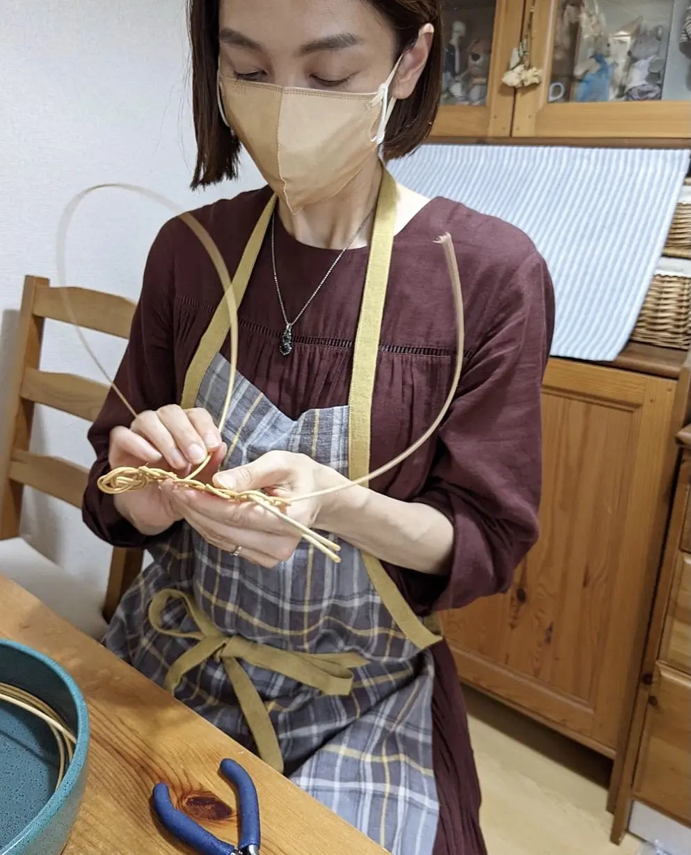 秋色ワンピで大人の手習い。の画像_4