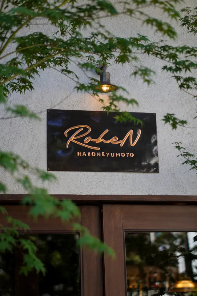 UNIQLOシアーシャツで過ごす癒しの箱の画像_1