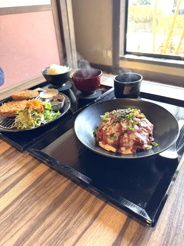 古民家カフェとしだれ桜で寛ぐ春の休日の画像_4