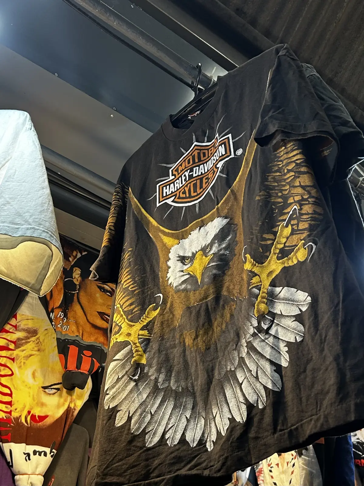 チャトチャック・ウィークエンド・マーケット　タイ　古着