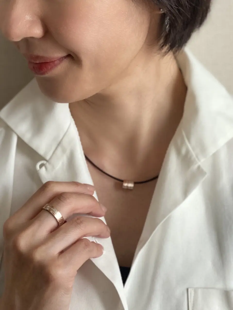 金木目リングとネックレス