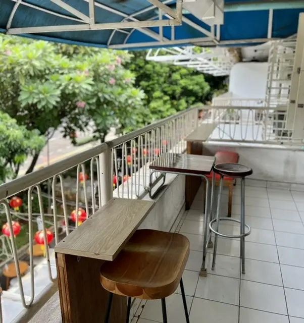 2階のバルコニー席