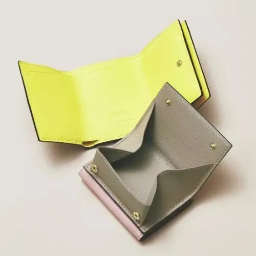 2021年に買うべき財布って？1年の幸福を願って春財布で「張る」財布に！