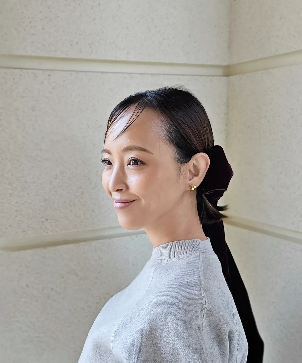 「後ろ姿年齢」は髪と姿勢で変わる—めざせの画像_4