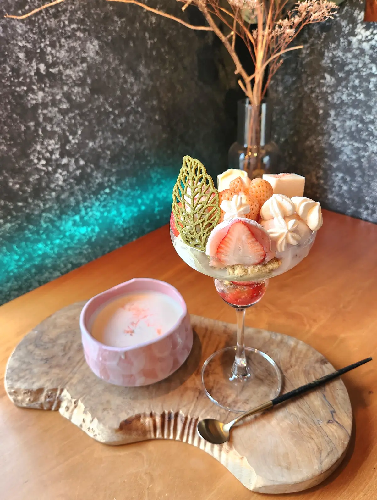 開花宣言と桜パフェ🌸の画像_5