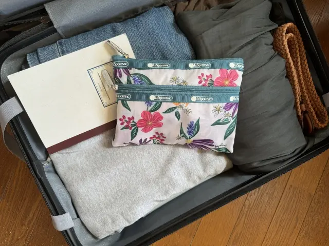 旅のお供に♪10月号付録　レスポートサッの画像_2