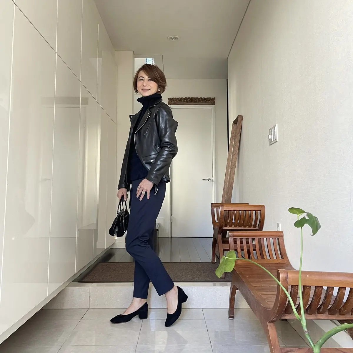 ブラック×ネイビーコーデが新鮮☆の画像_4