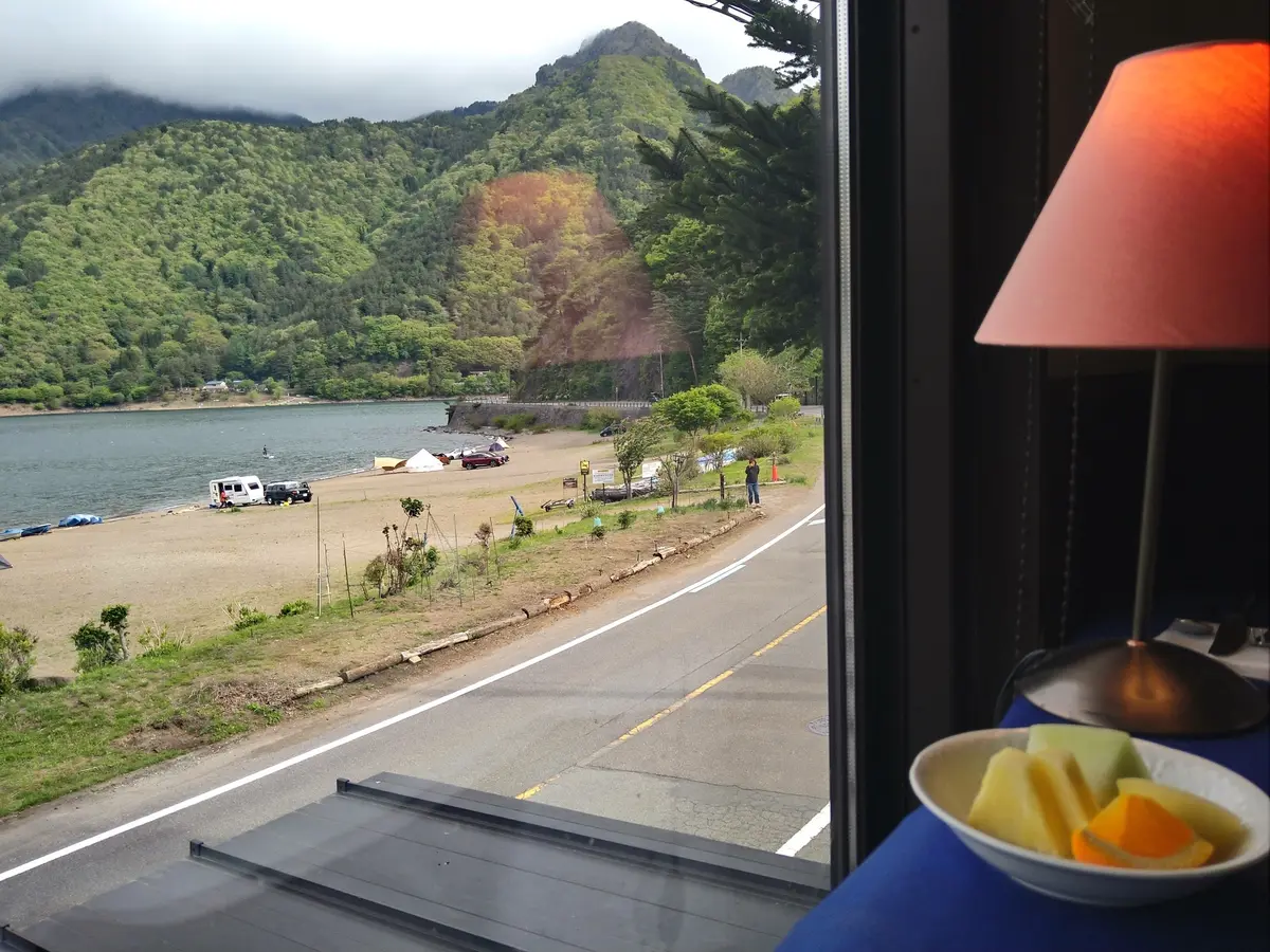 湖のほとりのオーベルジュに泊まる ✦富士の画像_23