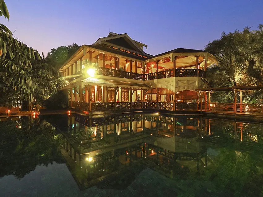 <ミャンマーの旅>古きよき時代へ誘う、英の画像_1