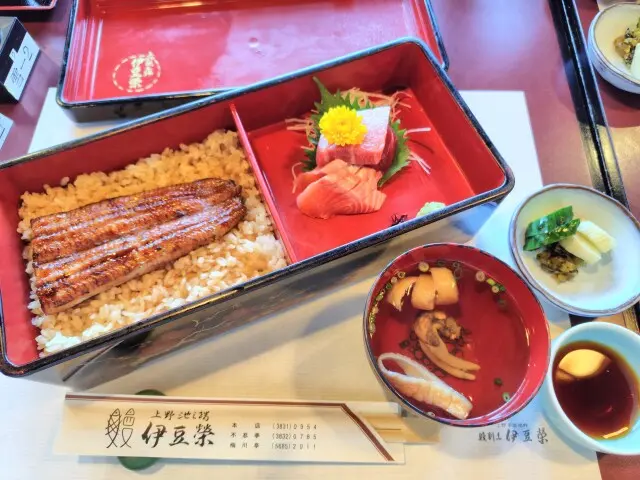 スカーフスタイルで紅葉の上野&老舗グルメの画像_9