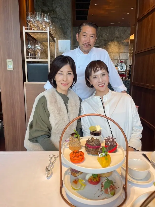 見えないお洒落も取り入れたワントーンハロの画像_9