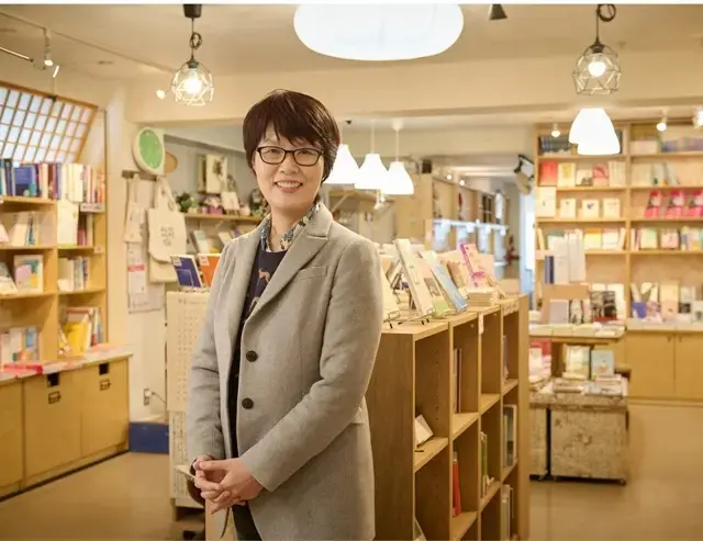 「日本の小説に影響を受けた、アラフィーの作家たちが元気です」