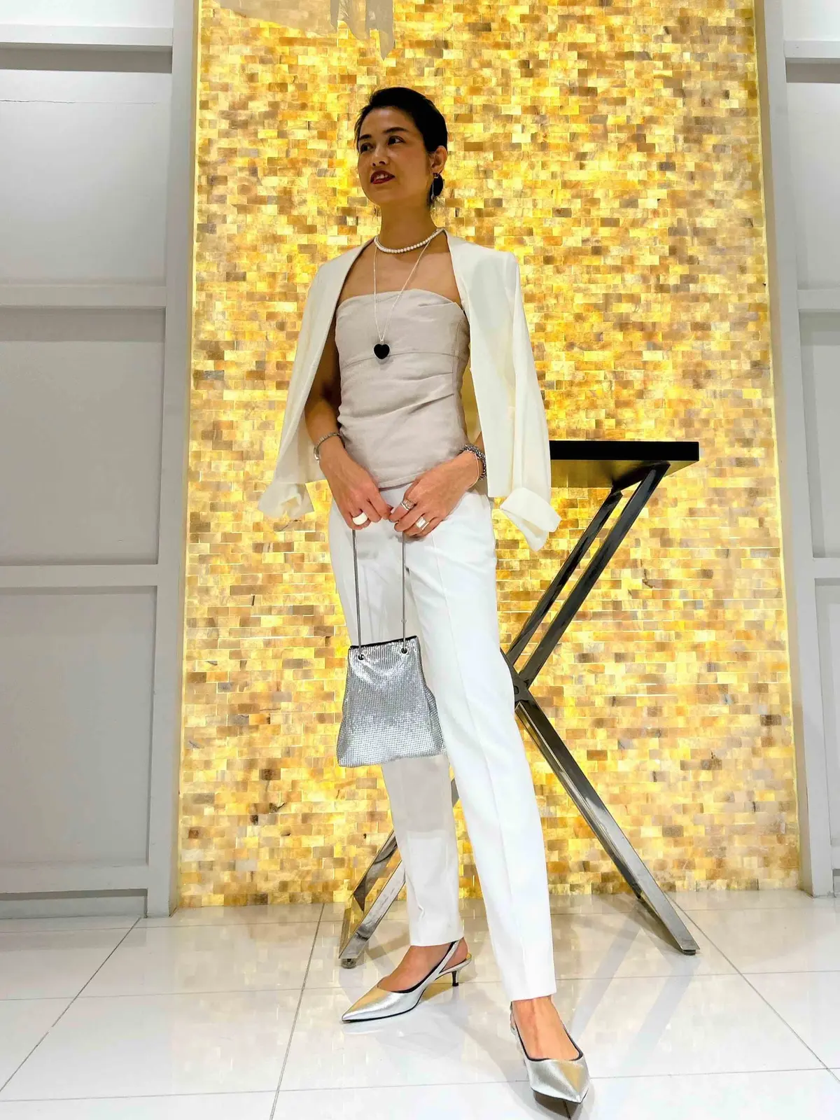 ZARAで冬のオールホワイトコーデの画像_2