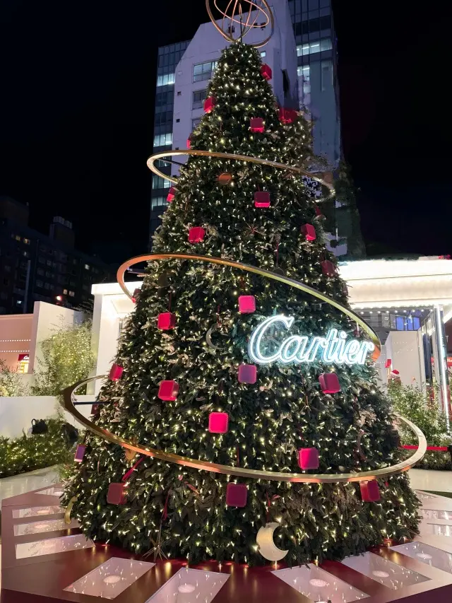 真紅のバラ🌹カルティエの嬉しいプレゼントの画像_5