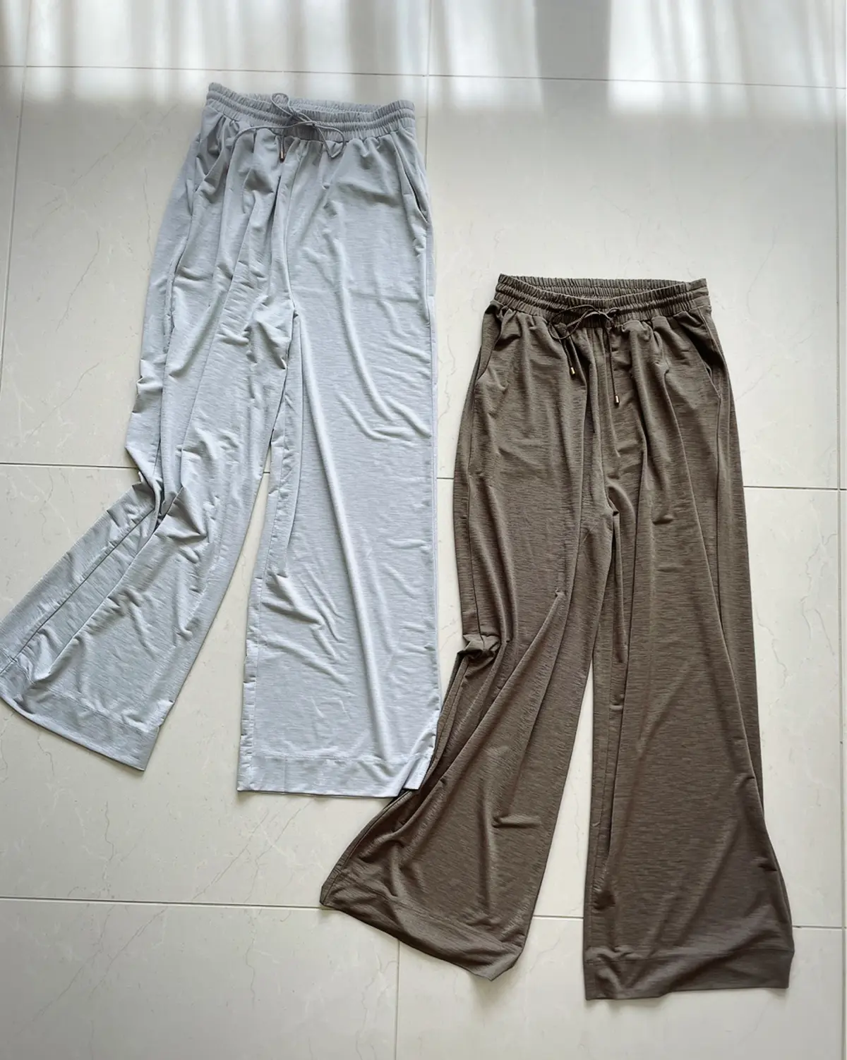 とろみパンツの春コーデの画像_1