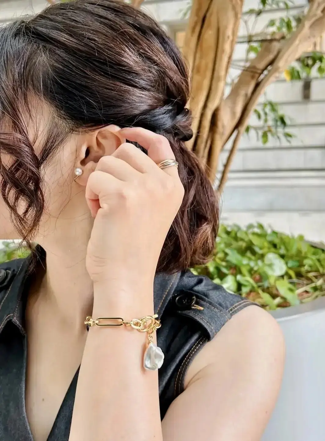 夏の服装選びのポイントは？50代 暑い日のおしゃれの楽しみ方【エクラ華組SNAP】