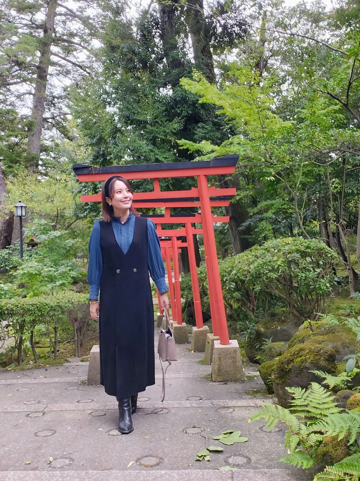 女子旅、金沢、金沢旅行、秋の金沢、40代ファッション、旅コーデ、加賀料理、21世紀美術館、御朱印　神社、金沢カフェ、茶屋街