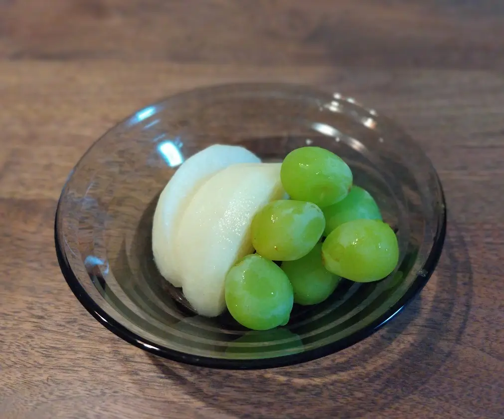 東洋佐々木ガラス　ルラックボール　21世紀梨　シャインマスカット