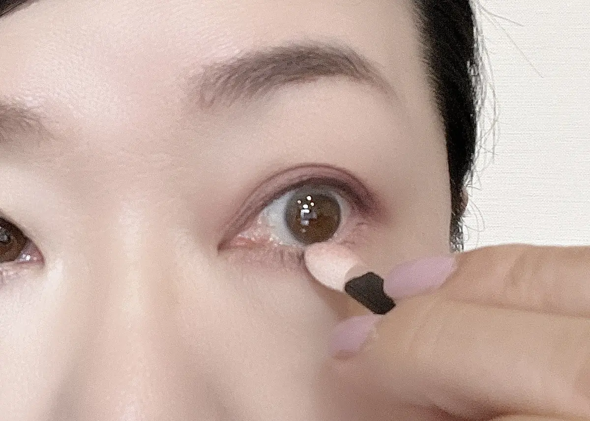 アイメイク　プロセス４