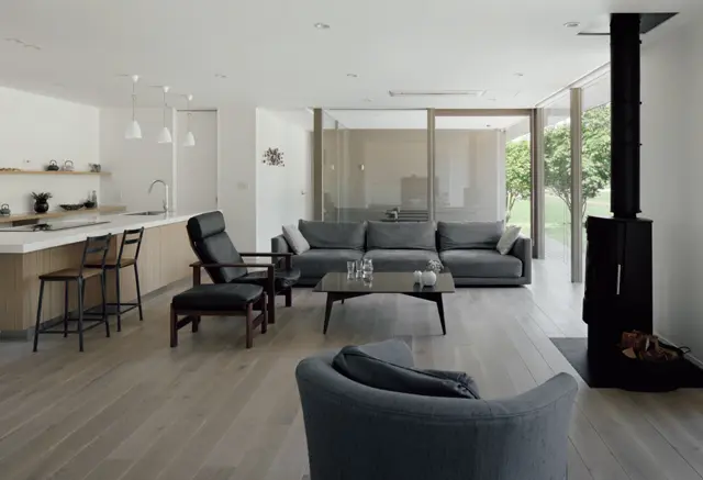 一戸建ての室内