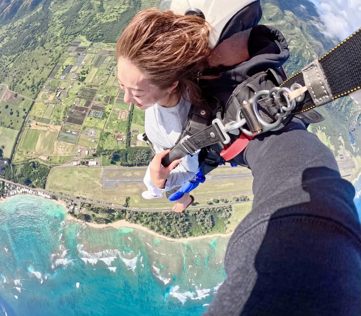 ハワイで念願のスカイダイビングに挑戦！！の画像_12