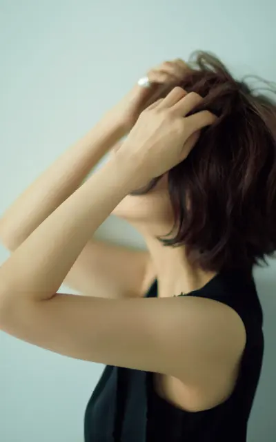 富岡佳子スタイル