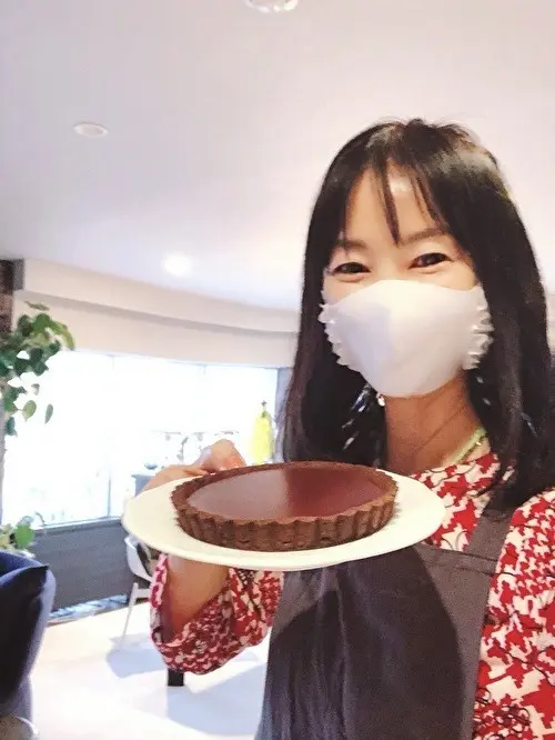 洋食器と手作り洋菓子の画像_2