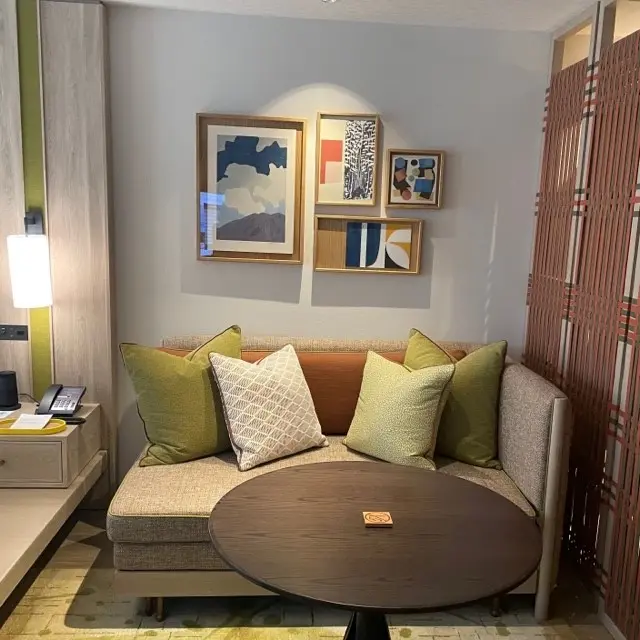 ホテルインディゴ軽井沢のモダンなインテリア