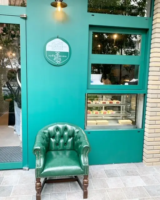 焼きパイとお菓子　onomatopée