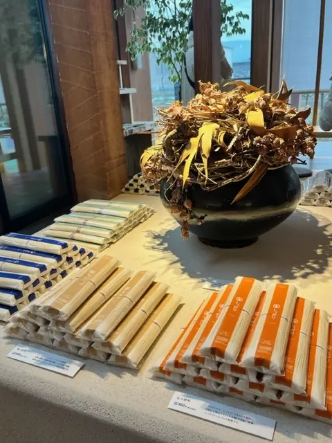 花瓶とそうめん