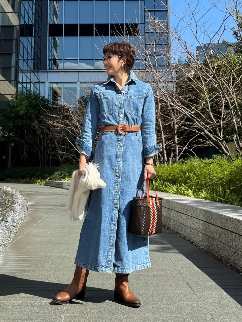 ZARA デニムワンピースコーデ 02