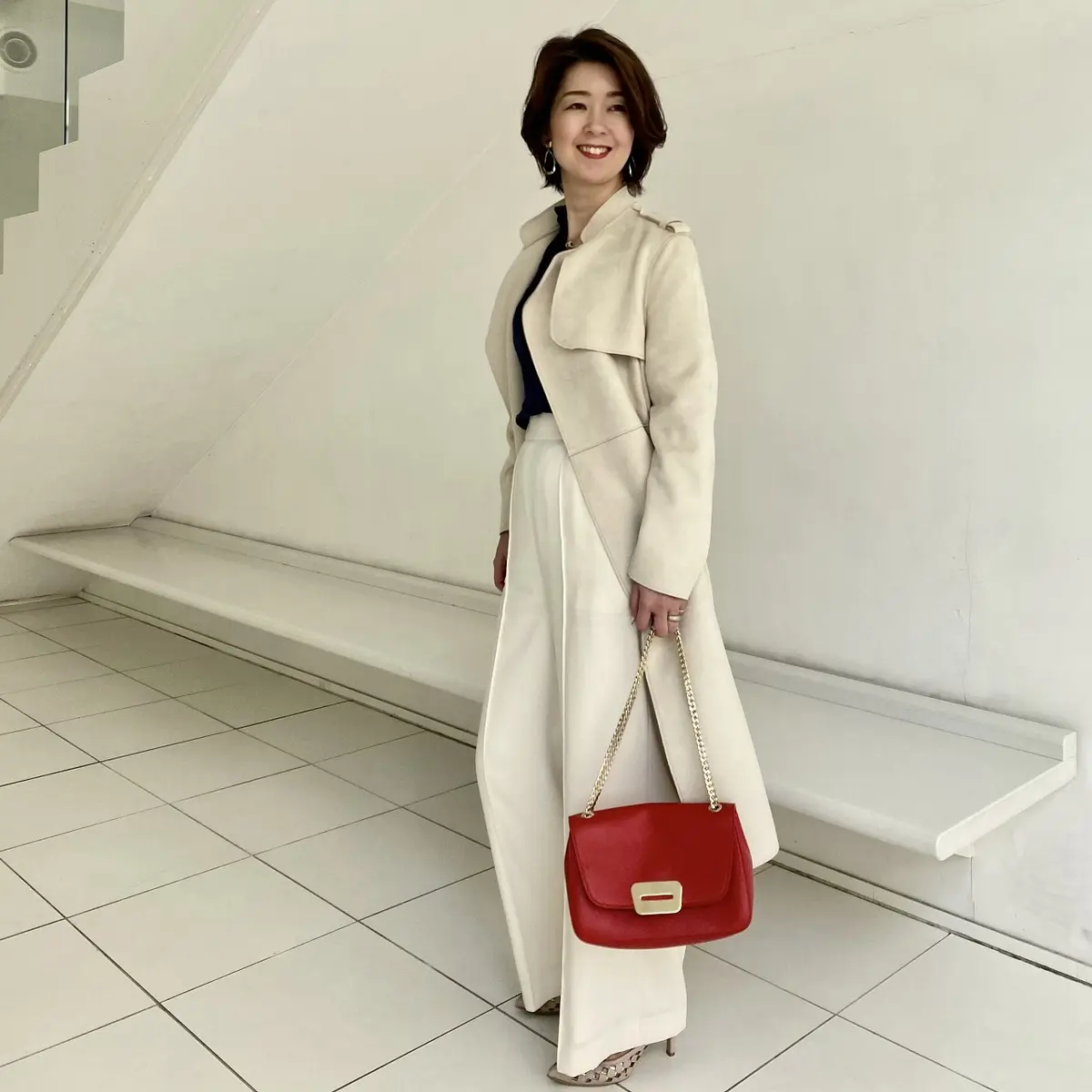 ネイビーのツヤ感＋赤で大人のトリコロールの画像_4