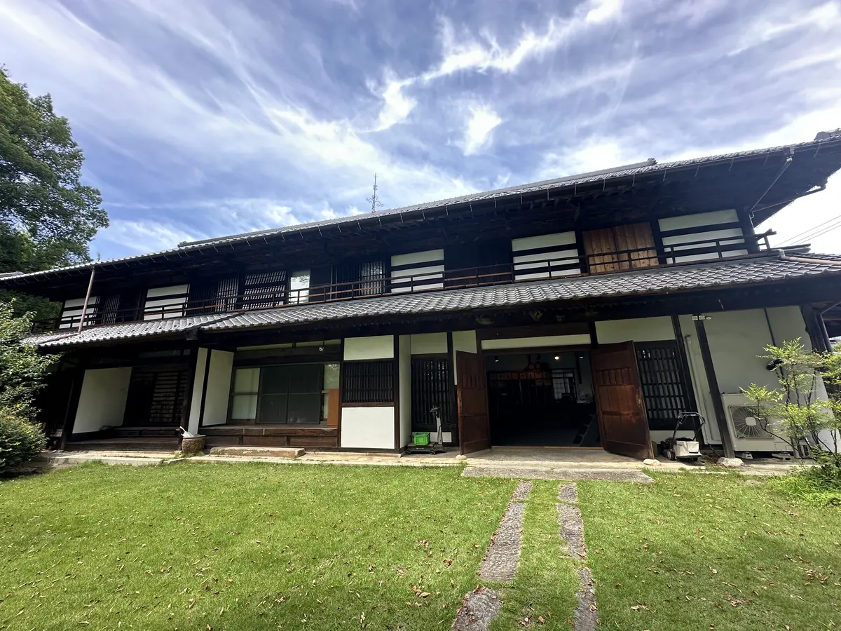 築200年の古民家カフェでピザランチと甲の画像_3