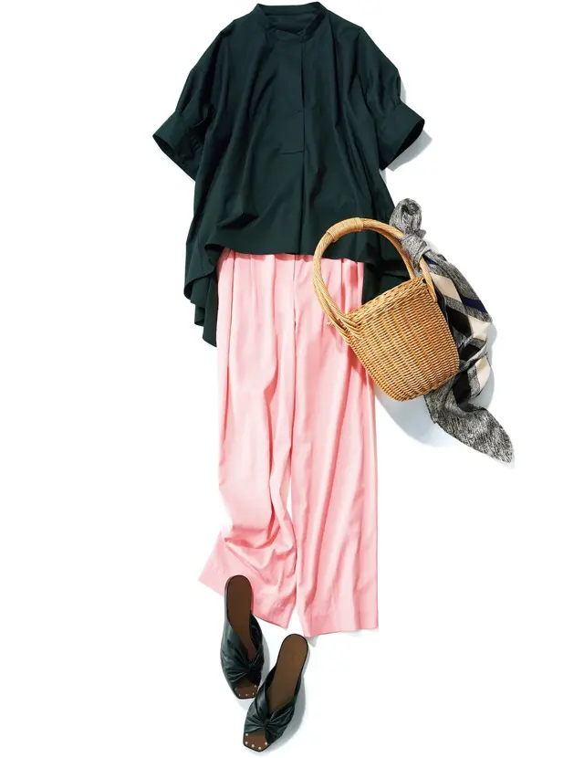 かわいげムードに包まれる ピンクこそ、あえて辛口に！