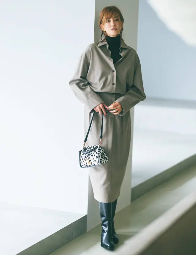 ル　ブーケのタートルニットのRINA