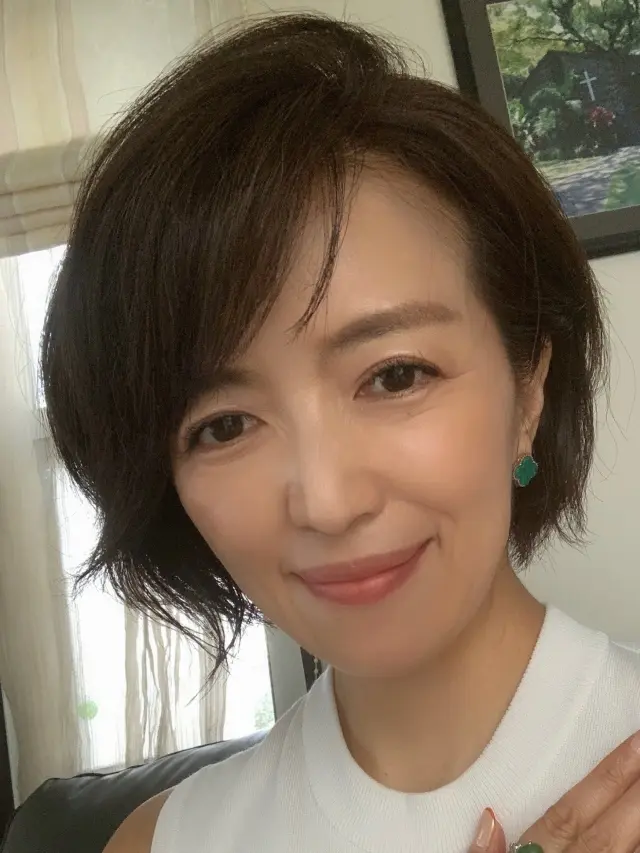 オトナのショートヘアで変化を楽しみましょの画像_7