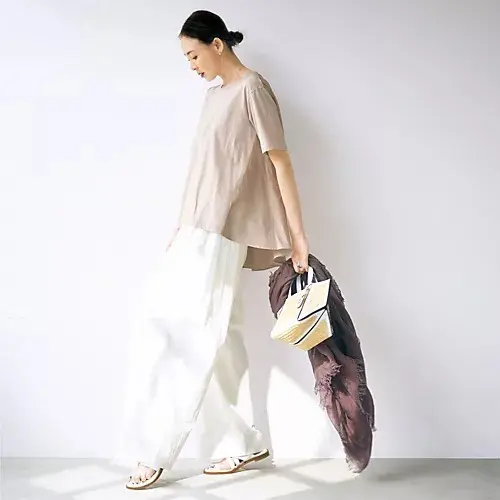 ADAWAS×eclat 【別注】切り替えギャザープルオーバー ￥20,900