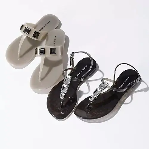 大人のための水着と水際アイテム【50代 の画像_4