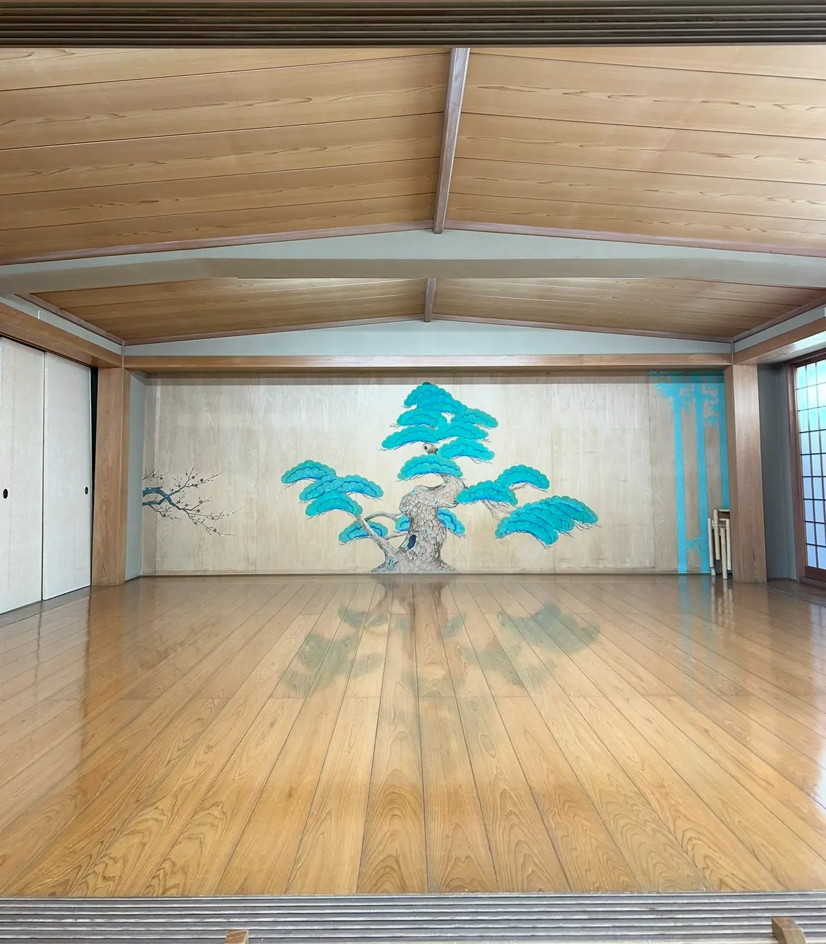 能舞台　お稽古場