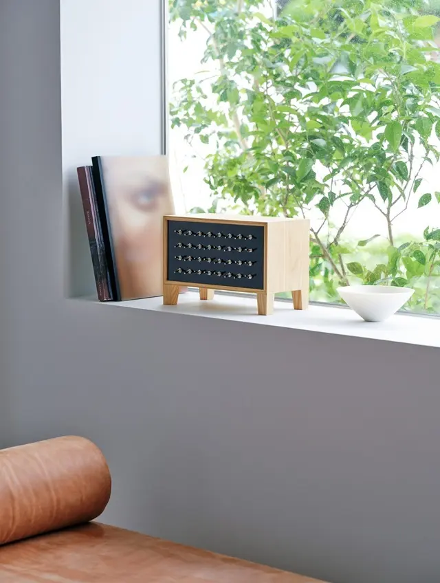 ジ アンビエント マシン¥143,000／E&Y