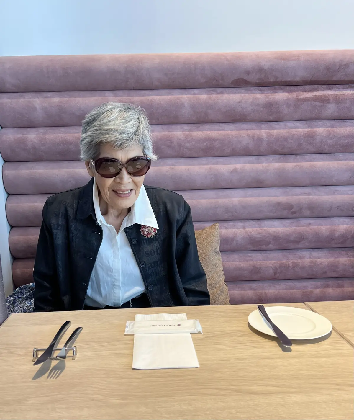 フェラガモ　サングラス　80代　シルバーヘア