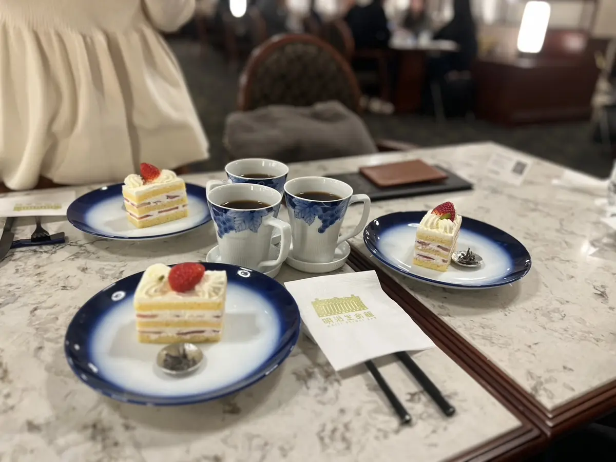 丸の内　明治安田CAFE丸の内　丸の内ランチ　丸の内女子会　ショートケーキ