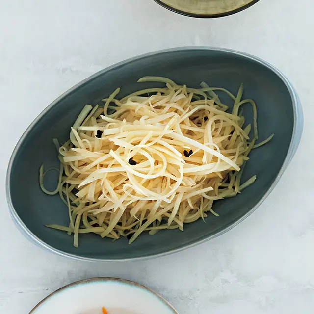 じゃがいものシャキシャキ黒酢炒め