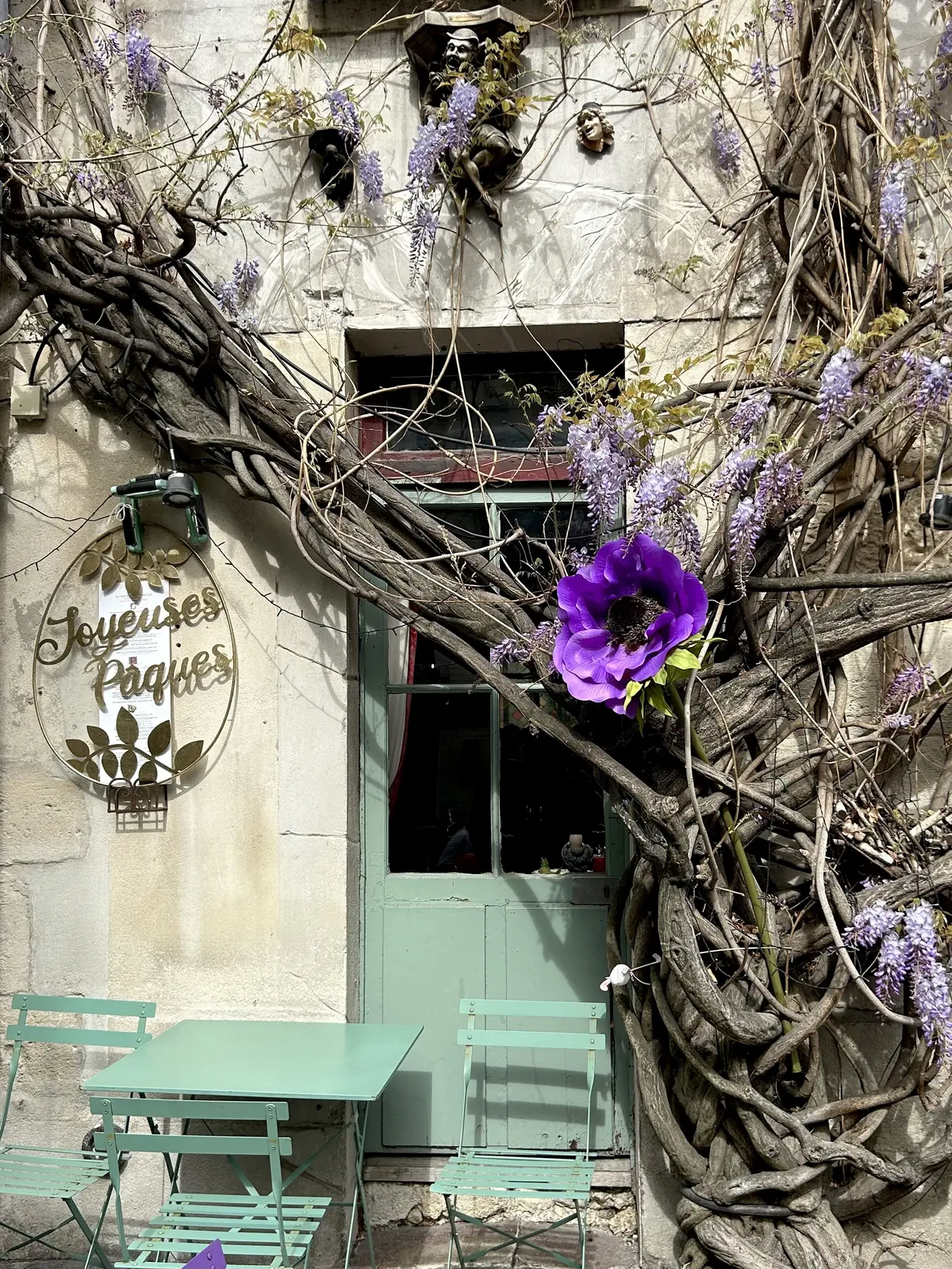 パリ　シテ島　カフェ　レストラン「Au Vieux Paris d'Arcole」へ