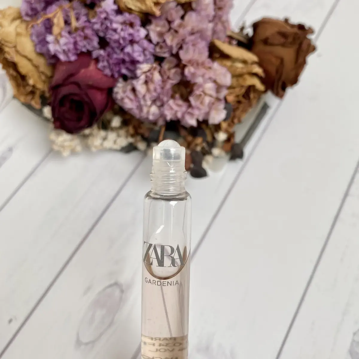 持ち運び便利なスティックタイプはロールオン