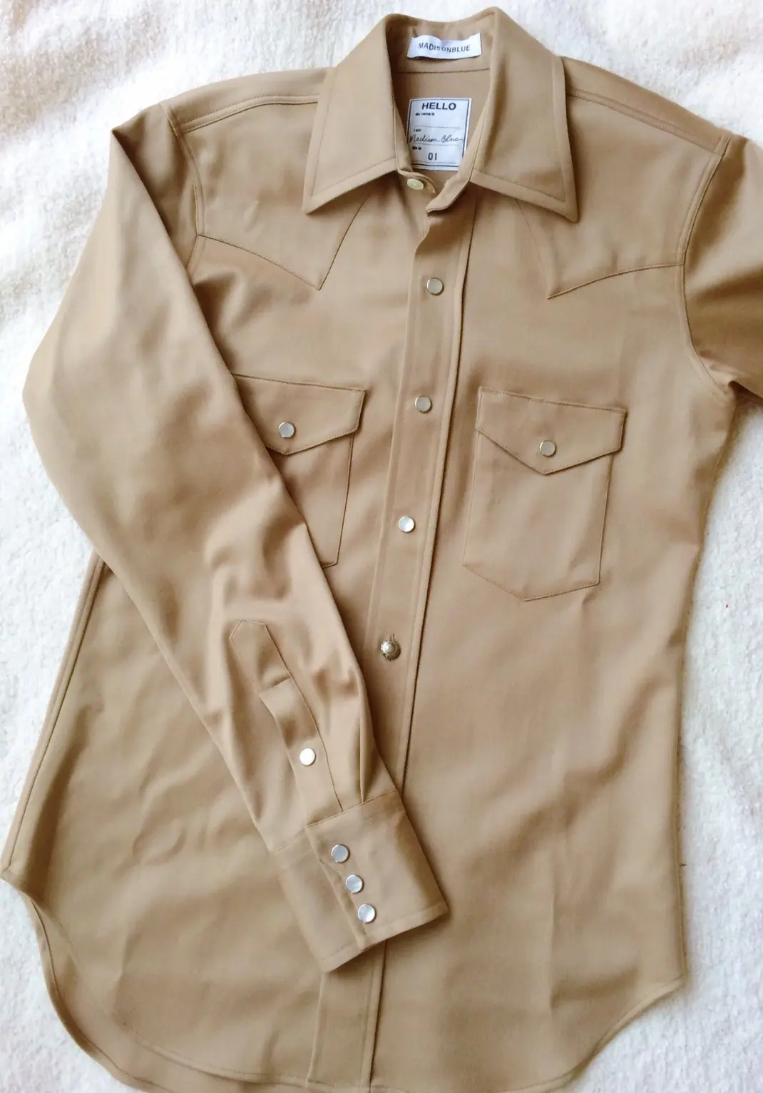 マディソンブルーの美人シャツの画像_1