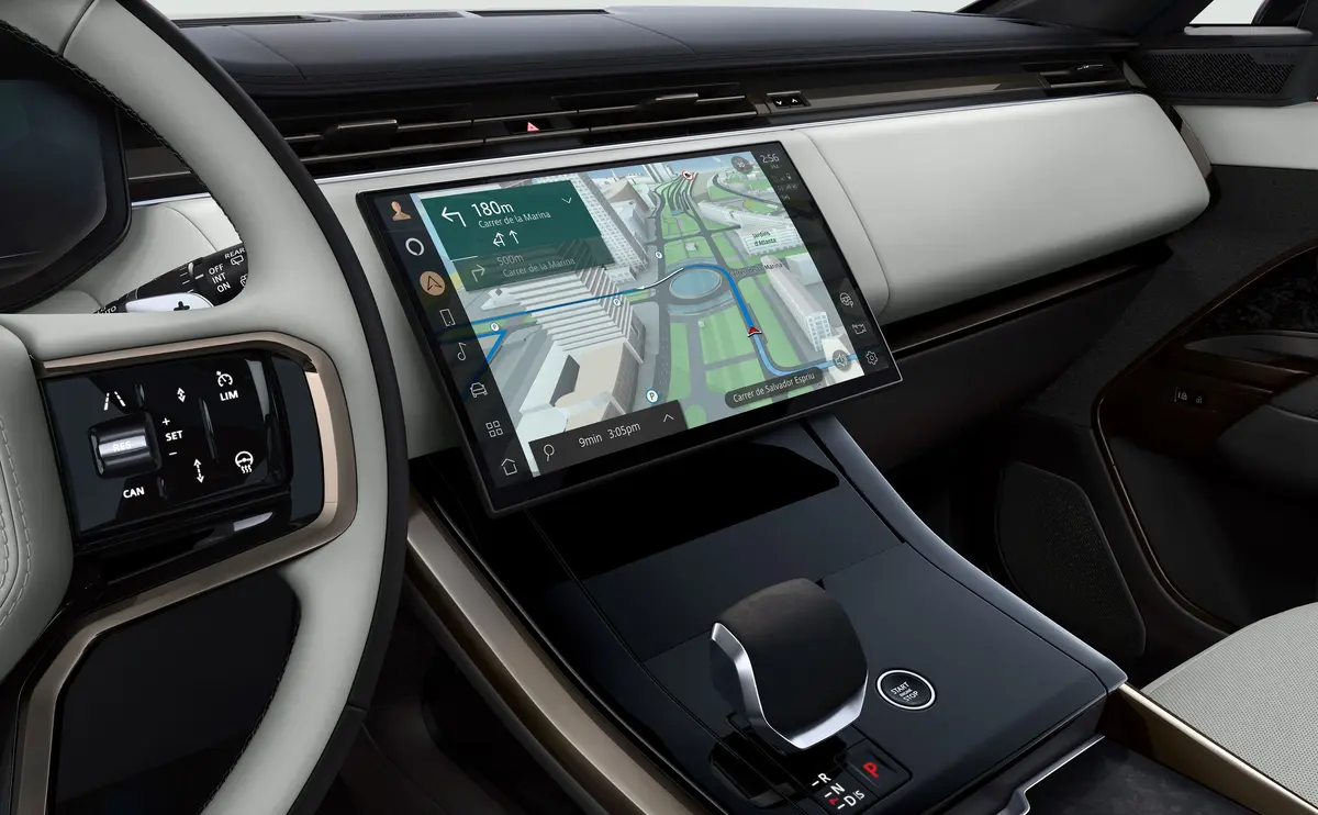 レンジローバー　スポーツ車内