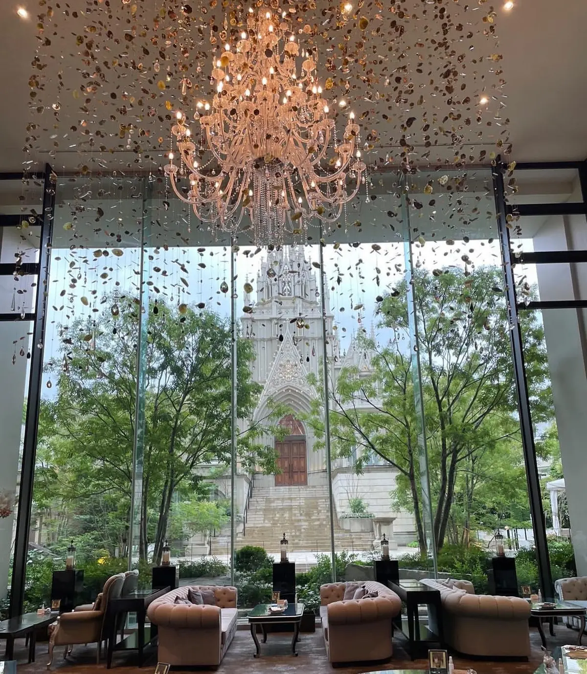 マヤ暦を聞きながら、アフタヌーンティーにの画像_3