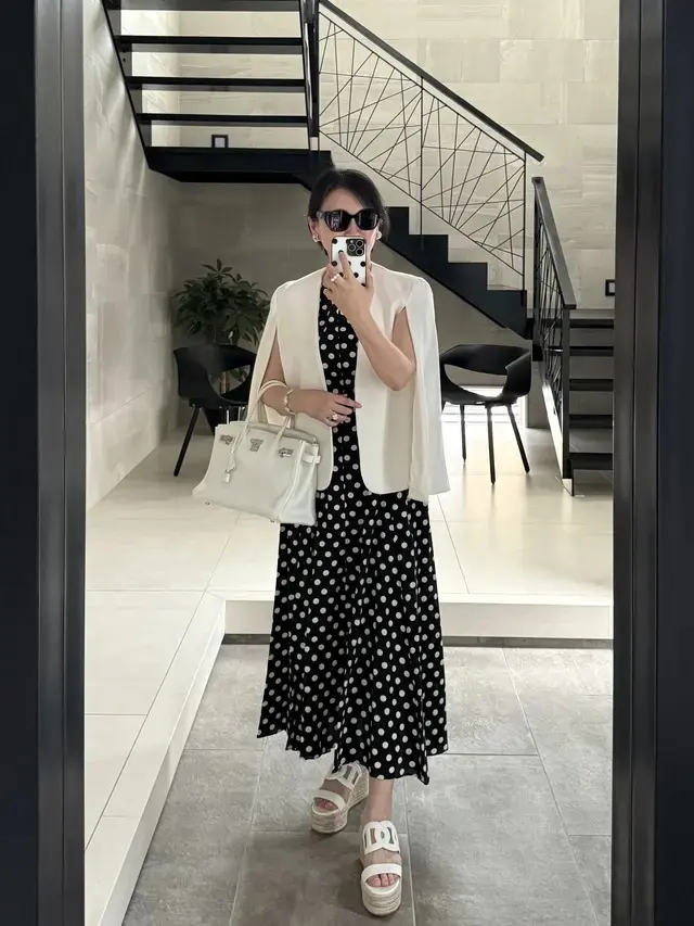 ZARA水玉ワンピース２